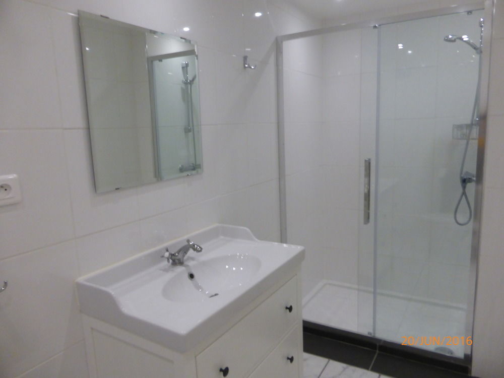 Bedbreakfastbikespyrenees Bed & Breakfast Loubieres Bagian luar foto